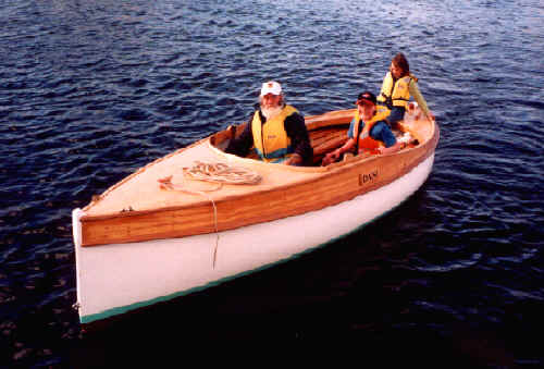 16 foot (4.86m) Canoe Stern Launch